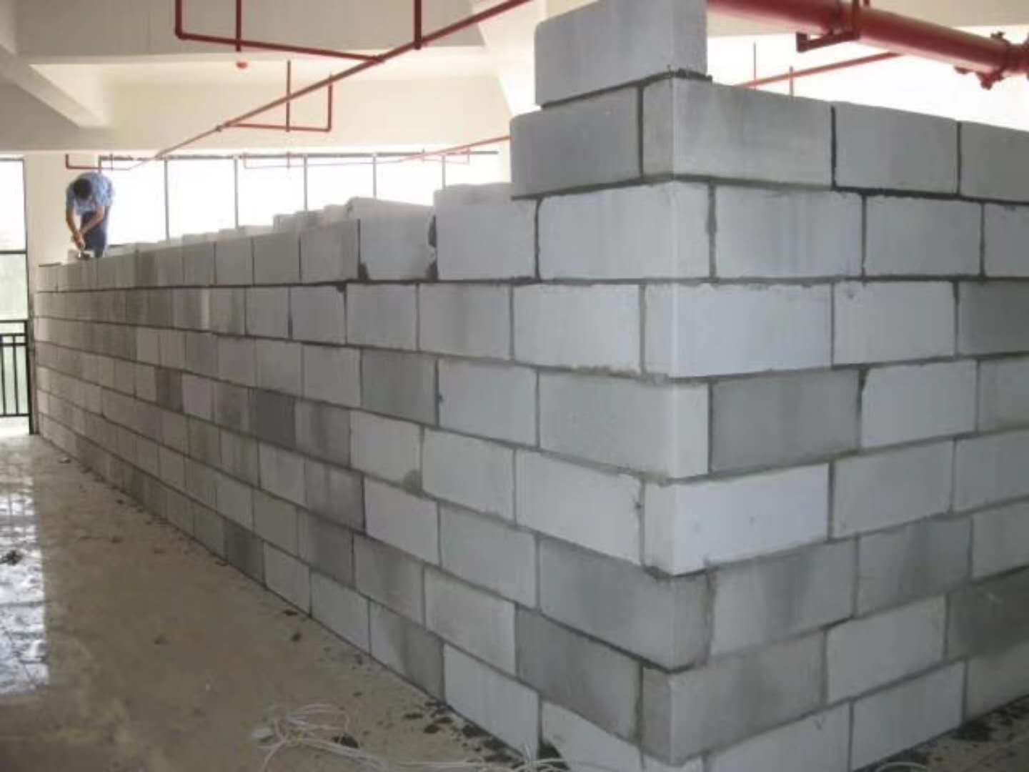 蒸压加气混凝土砌块承重墙静力和抗震性能的研究